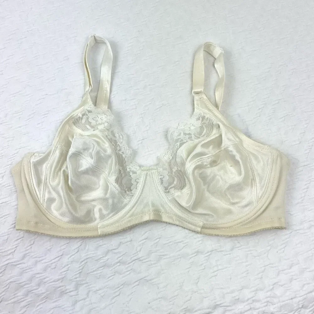 BUY 1 GET 1 FREE underscene 38c cream vintage bra